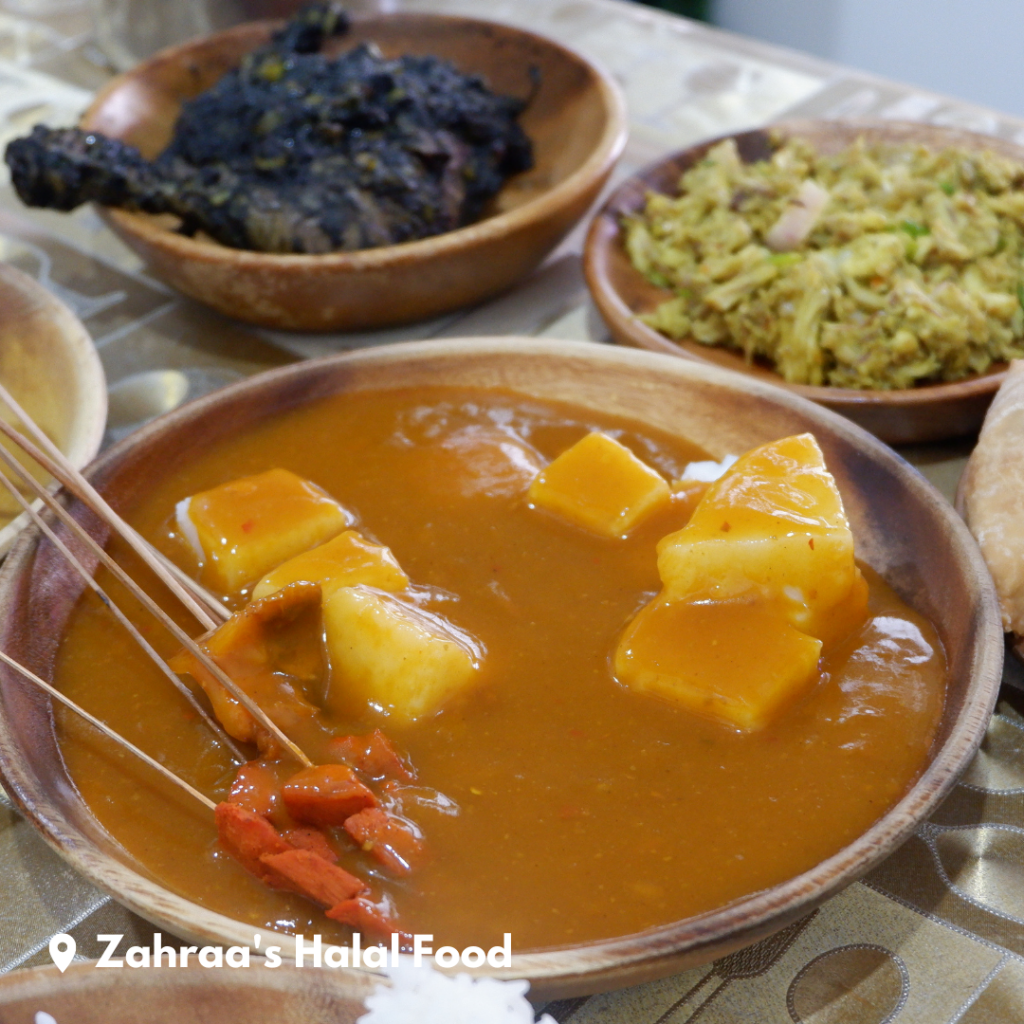 Dishes in Zahraa's Halal Food
