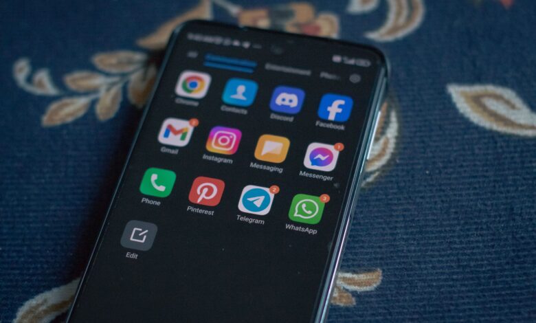 Why Is the PH Gov't Banning Discord and Reddit?