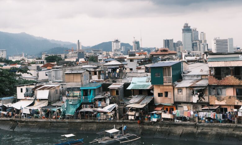 Self-Rated Poverty Rises to 55% in the Philippines